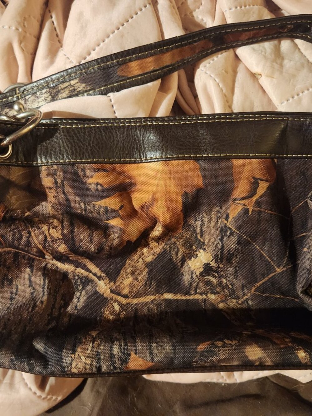 Women's Camo Shoulder Bag